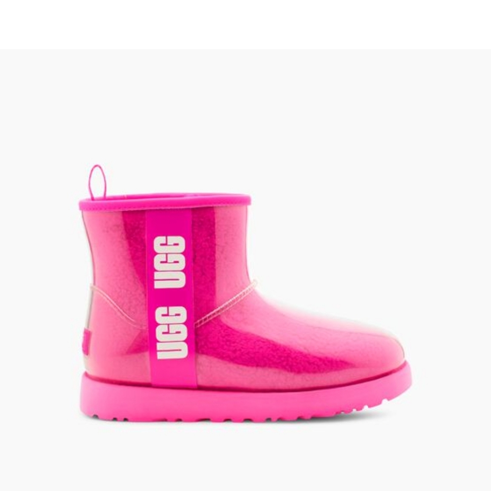 Classic clear mini uggs size 8